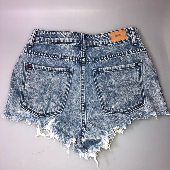 BDG Pants - BDG high rise “Dree” Cheeky Shorts size 27